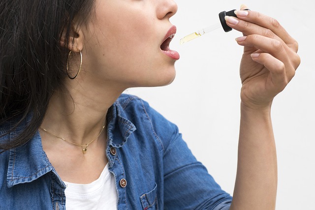 Experience Effortless Savings & Pain Relief with Pure Decarboxylated Hemp Extract Capsules